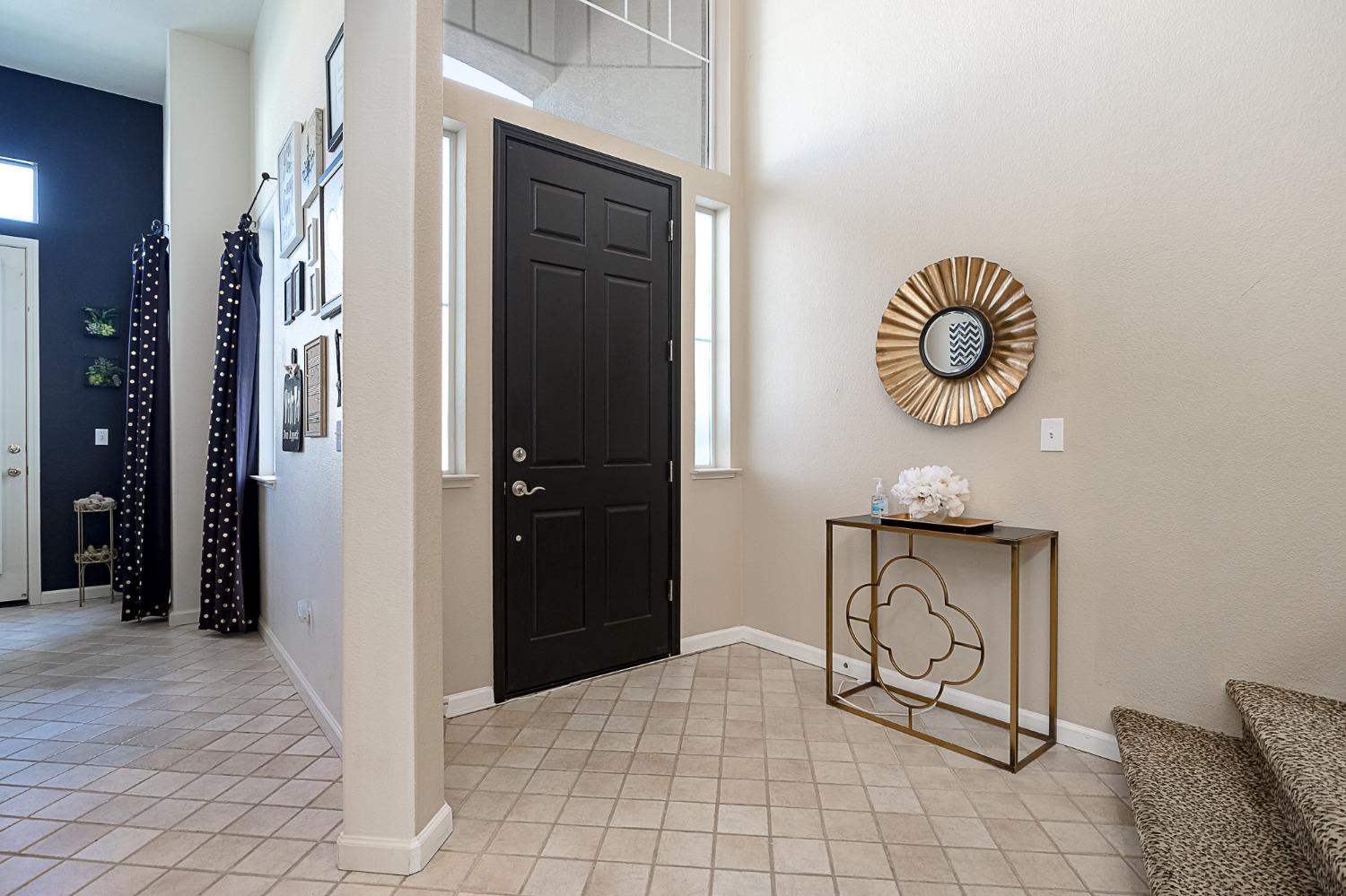 Detail Gallery Image 6 of 42 For 1720 Seven Falls Dr, Modesto,  CA 95355 - 3 Beds | 2/1 Baths