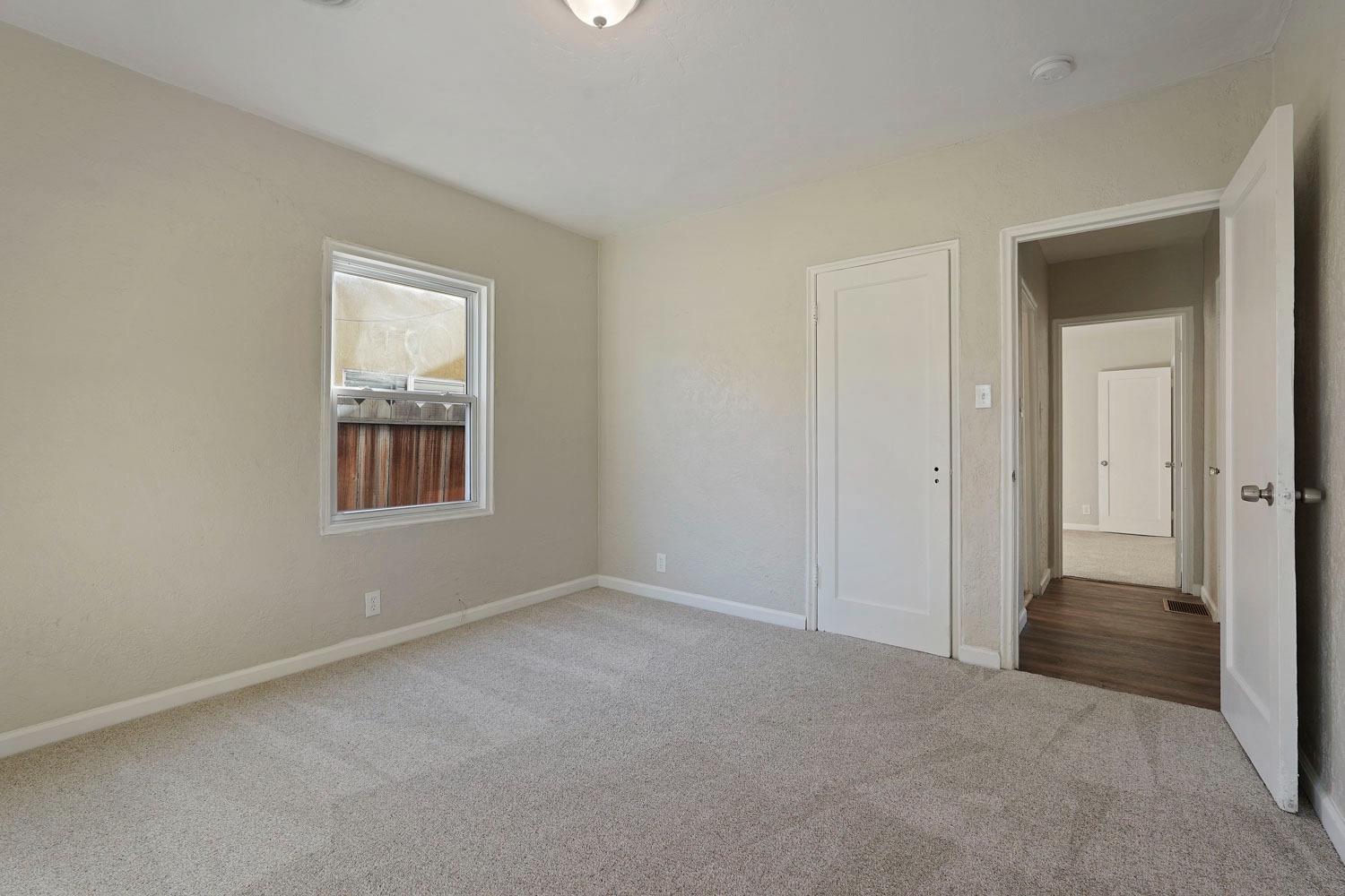 Detail Gallery Image 21 of 31 For 1944 Michigan Ave, Stockton,  CA 95204 - 3 Beds | 2 Baths