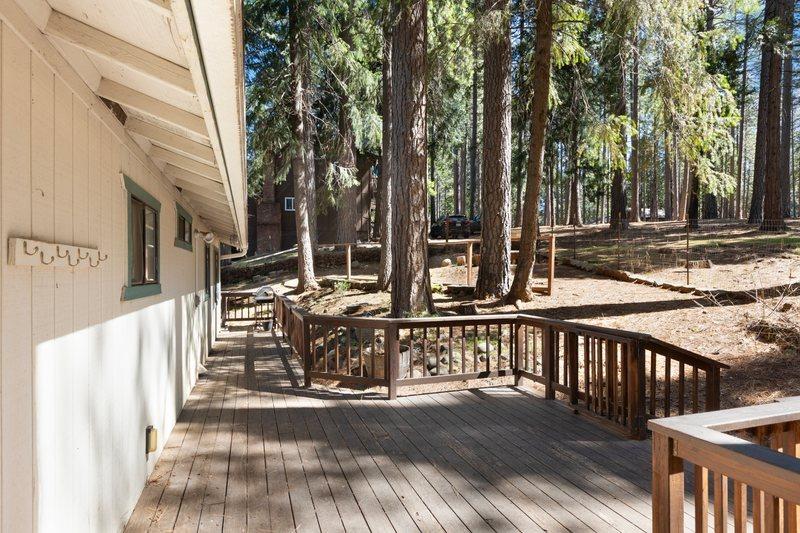 Detail Gallery Image 28 of 39 For 5750 Lupin Ln, Pollock Pines,  CA 95726 - 3 Beds | 2 Baths