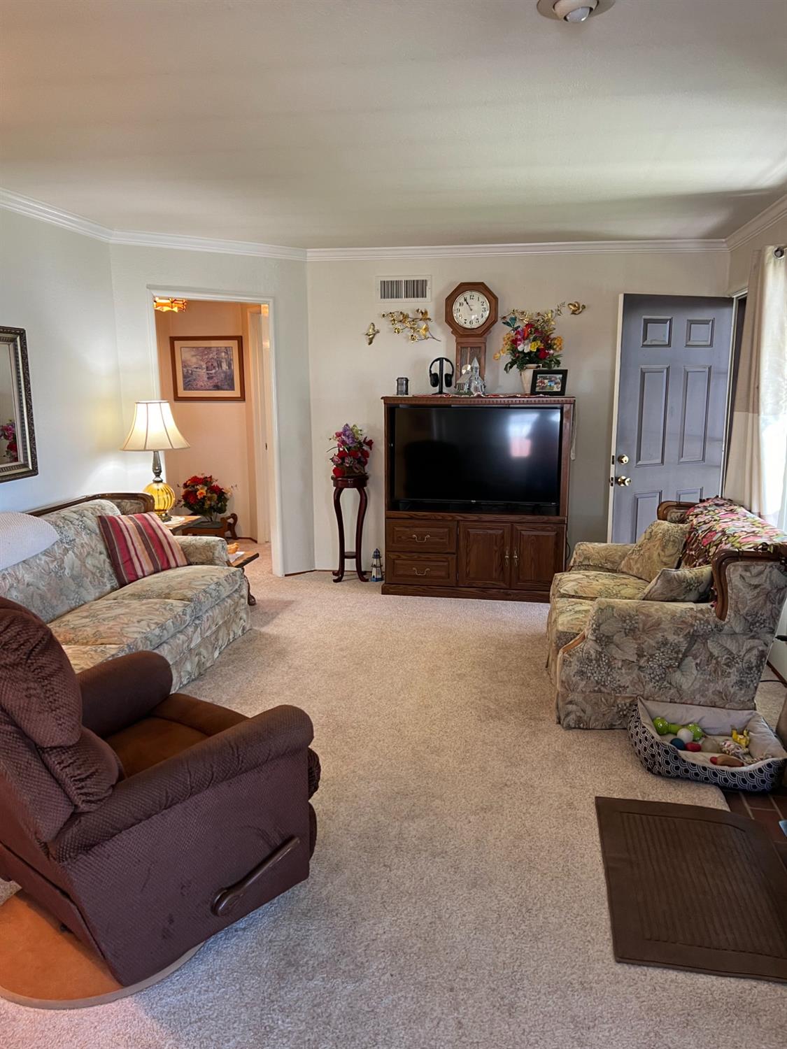 Detail Gallery Image 4 of 16 For 3537 Club View Cir, Stockton,  CA 95204 - 2 Beds | 1/1 Baths