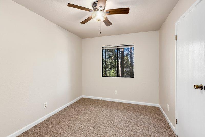 Detail Gallery Image 21 of 39 For 5750 Lupin Ln, Pollock Pines,  CA 95726 - 3 Beds | 2 Baths