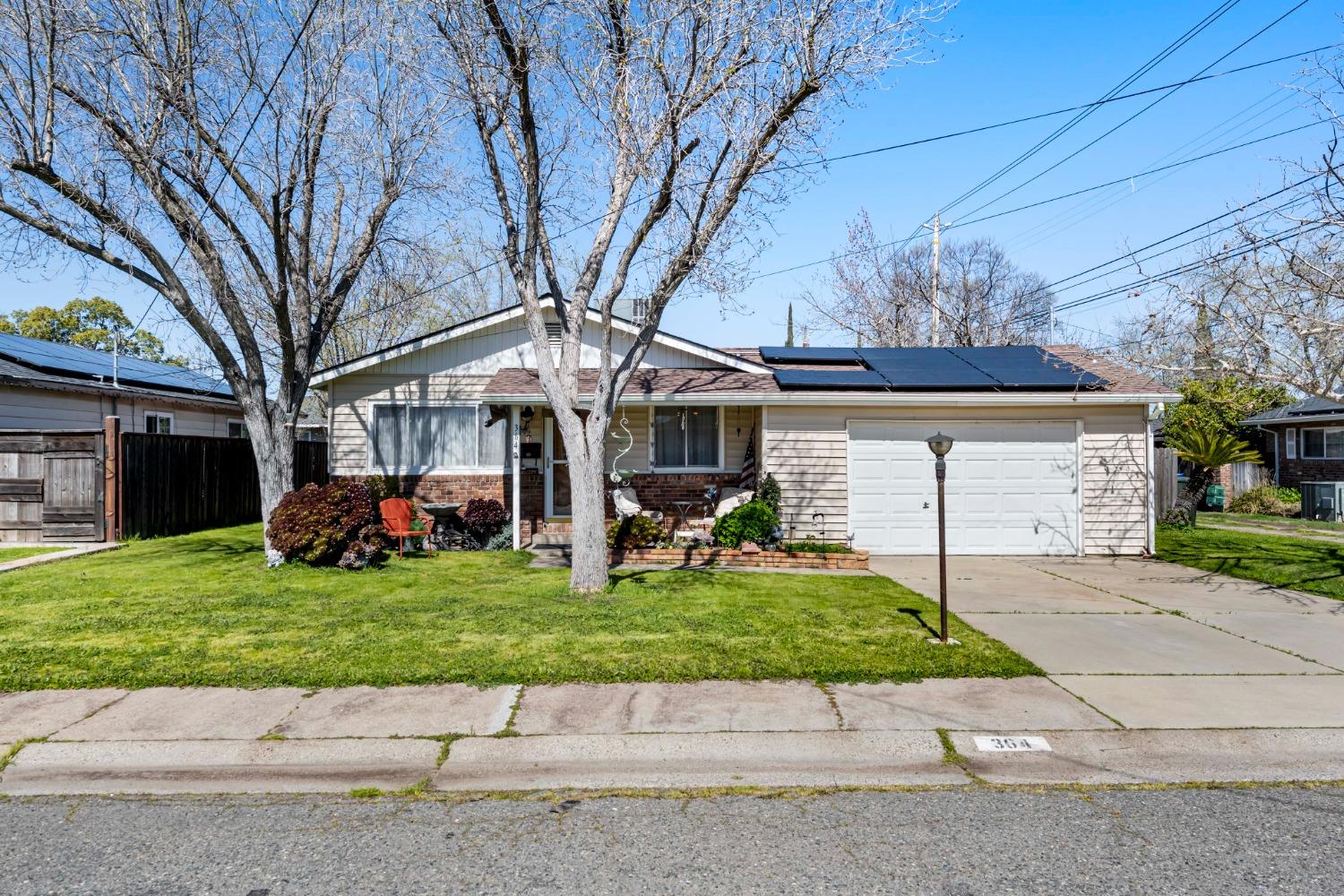 Photo of 364 8th St in Lincoln, CA