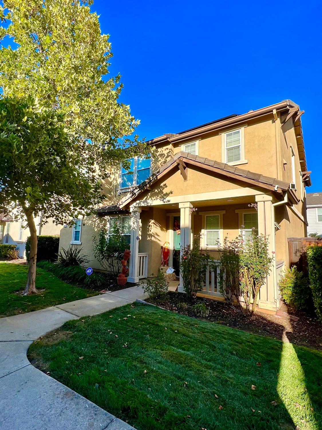Photo of 24 Crystalwood Cir in Lincoln, CA