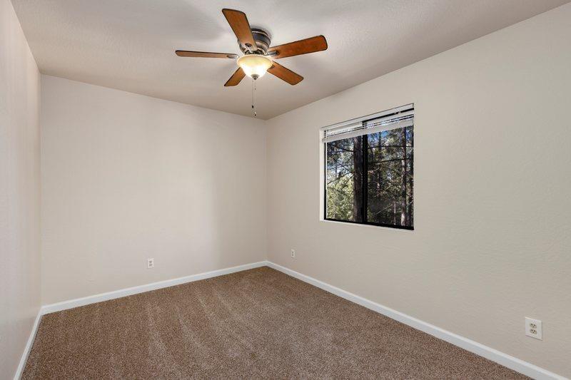 Detail Gallery Image 20 of 39 For 5750 Lupin Ln, Pollock Pines,  CA 95726 - 3 Beds | 2 Baths