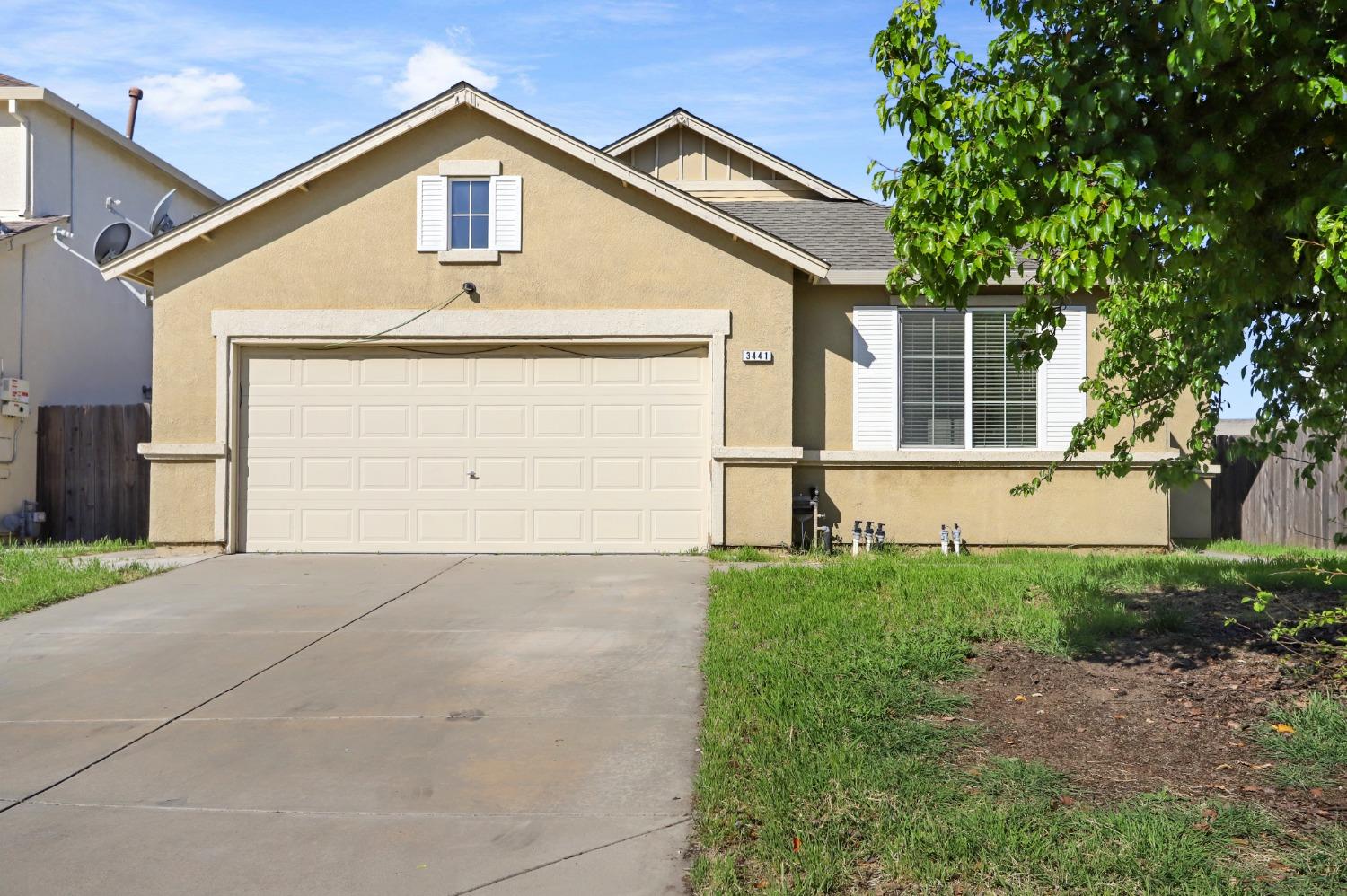 Photo of 3441 Carly Dr in Stockton, CA