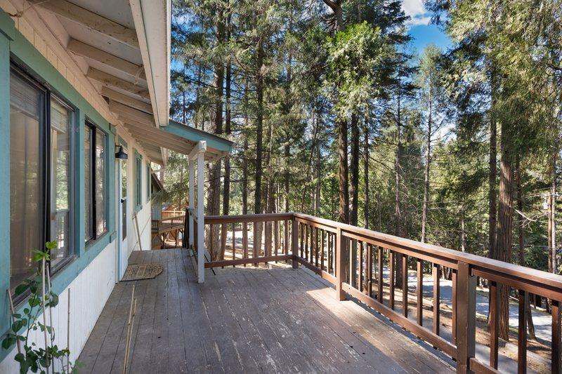 Detail Gallery Image 10 of 39 For 5750 Lupin Ln, Pollock Pines,  CA 95726 - 3 Beds | 2 Baths
