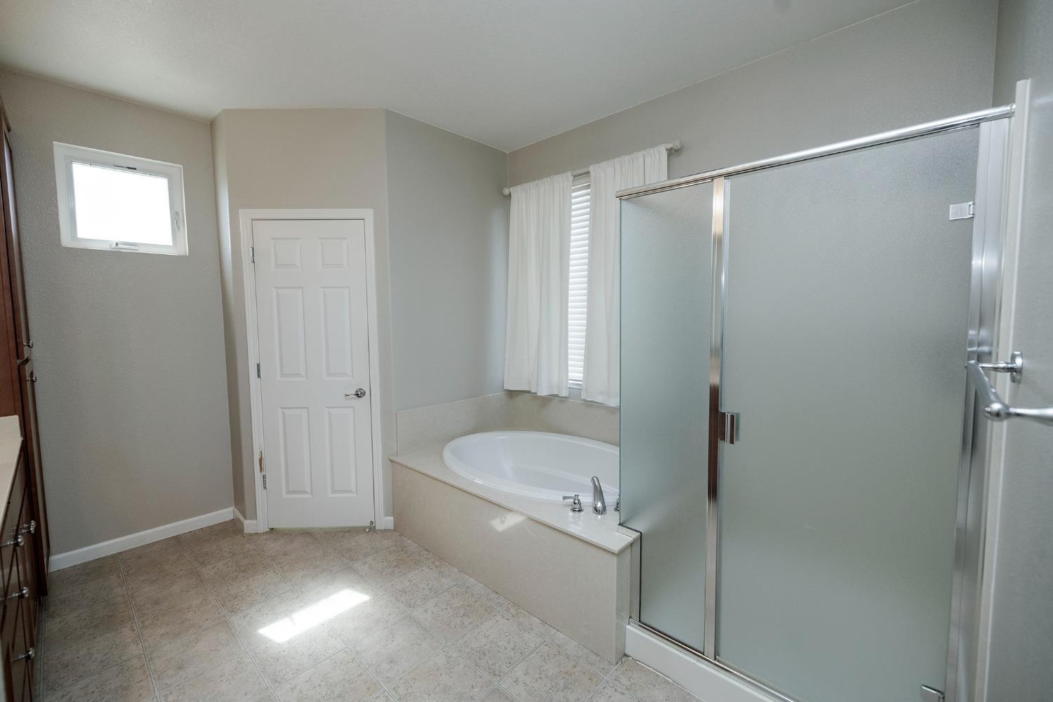 Detail Gallery Image 42 of 62 For 534 Monte Oro St, Manteca,  CA 95337 - 3 Beds | 2/1 Baths