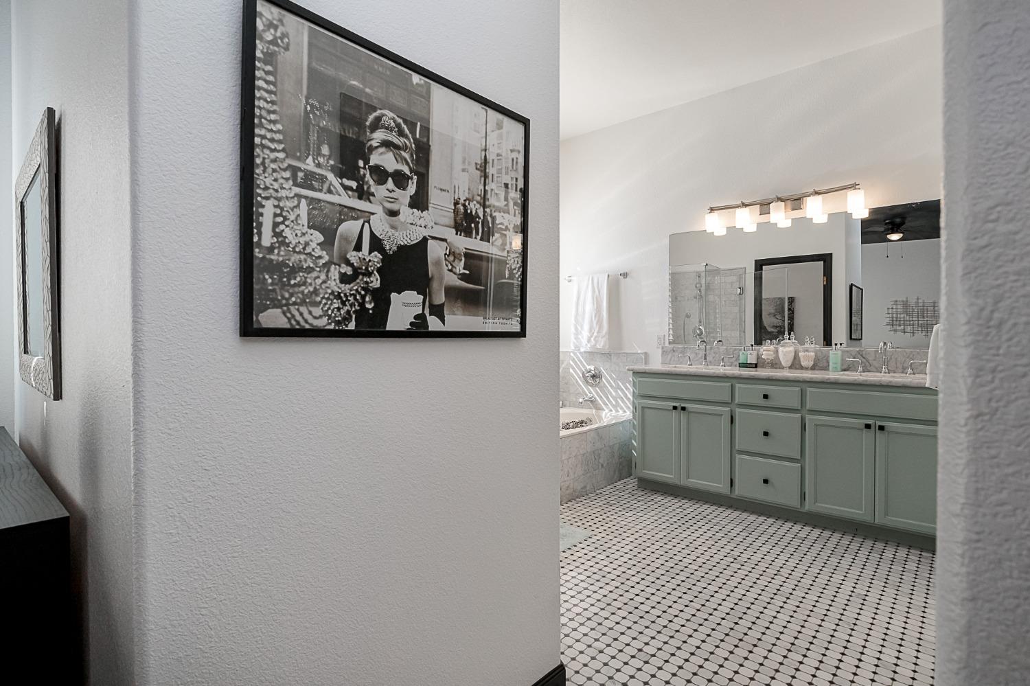Detail Gallery Image 24 of 42 For 1720 Seven Falls Dr, Modesto,  CA 95355 - 3 Beds | 2/1 Baths