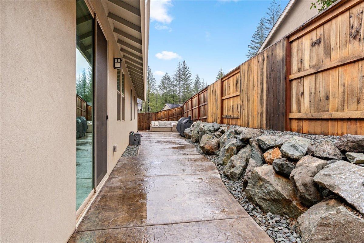 Detail Gallery Image 52 of 54 For 135 Timberwood Dr, Grass Valley,  CA 95945 - 3 Beds | 2 Baths