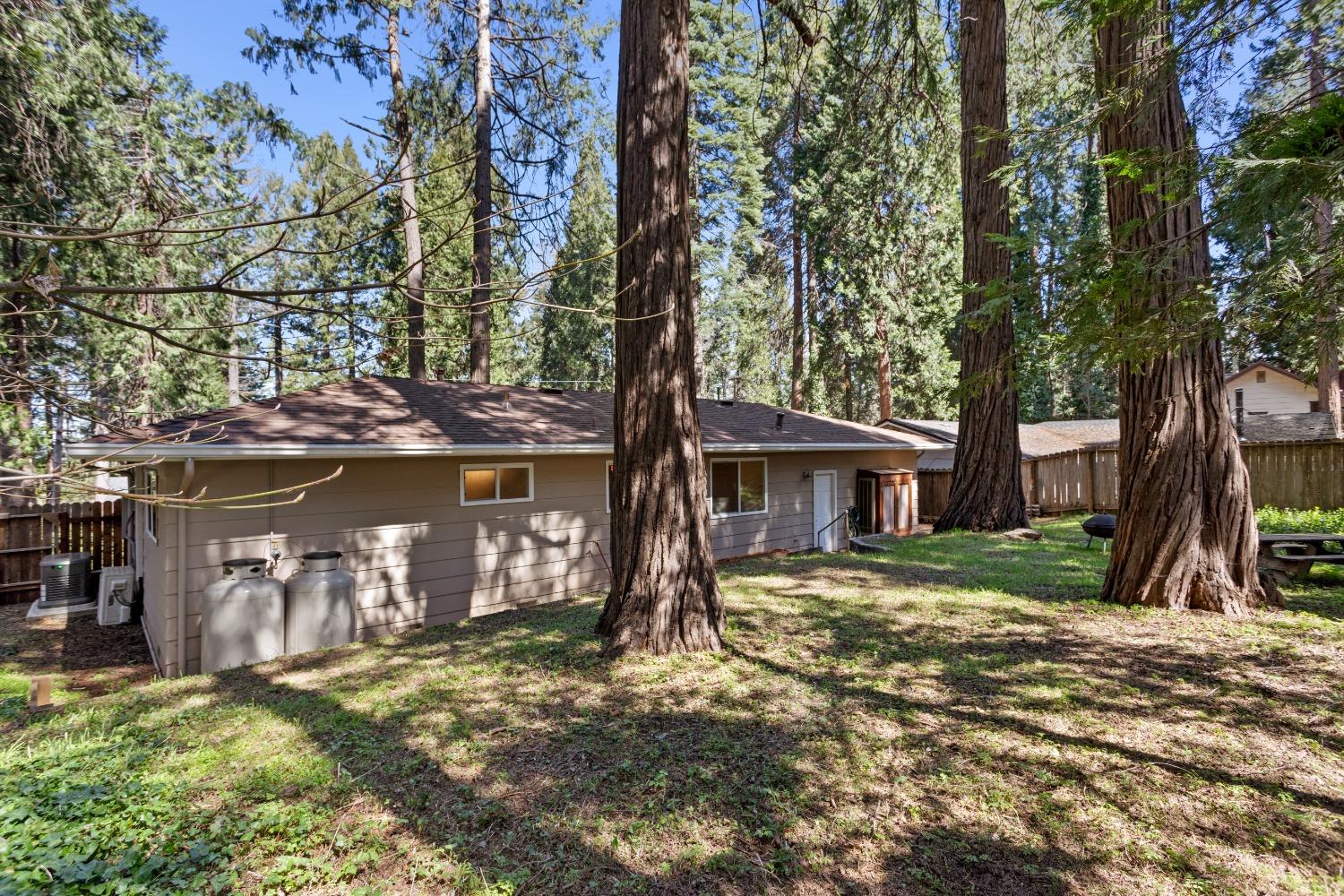 Detail Gallery Image 18 of 19 For 2803 Loyal Ln, Pollock Pines,  CA 95726 - 2 Beds | 1 Baths