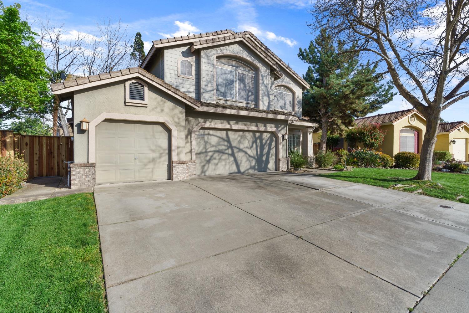 Photo of 1117 Caragh St in Roseville, CA