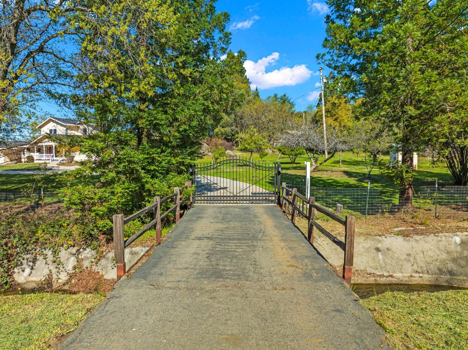 Valley Quail Drive, Loomis, California image 4