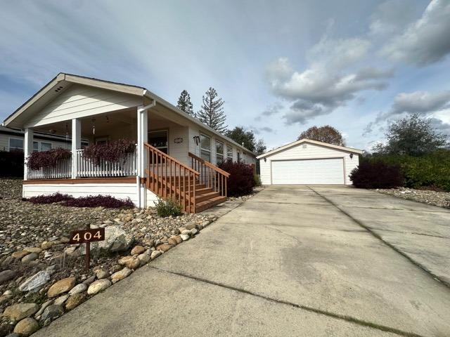 Photo of 404 Tanglewood Pky in Oroville, CA