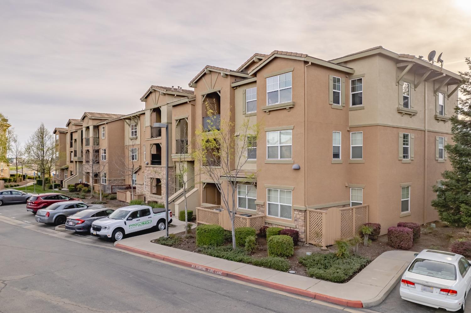 Detail Gallery Image 1 of 20 For 1191 Whitney Ranch Pkwy #814,  Rocklin,  CA 95765 - 2 Beds | 2 Baths