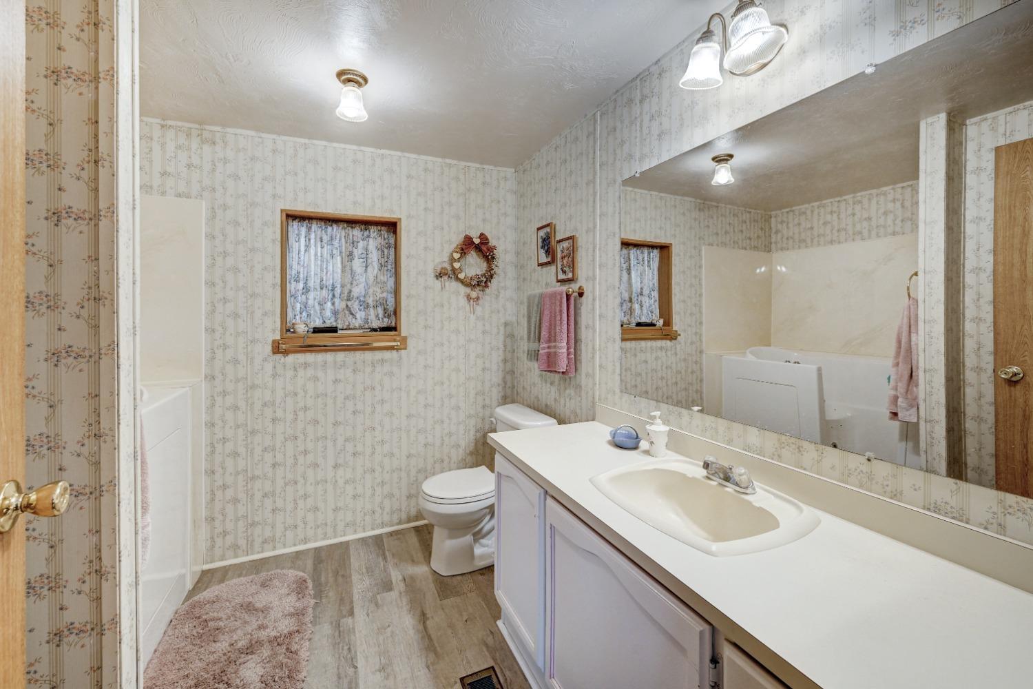 Detail Gallery Image 23 of 27 For 266 Mountain Jim, Murphys,  CA 95247 - 2 Beds | 2 Baths