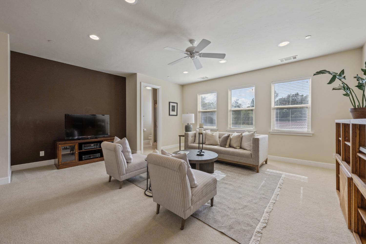Detail Gallery Image 40 of 75 For 9604 Drambuie Ct, Loomis,  CA 95650 - 4 Beds | 4/1 Baths