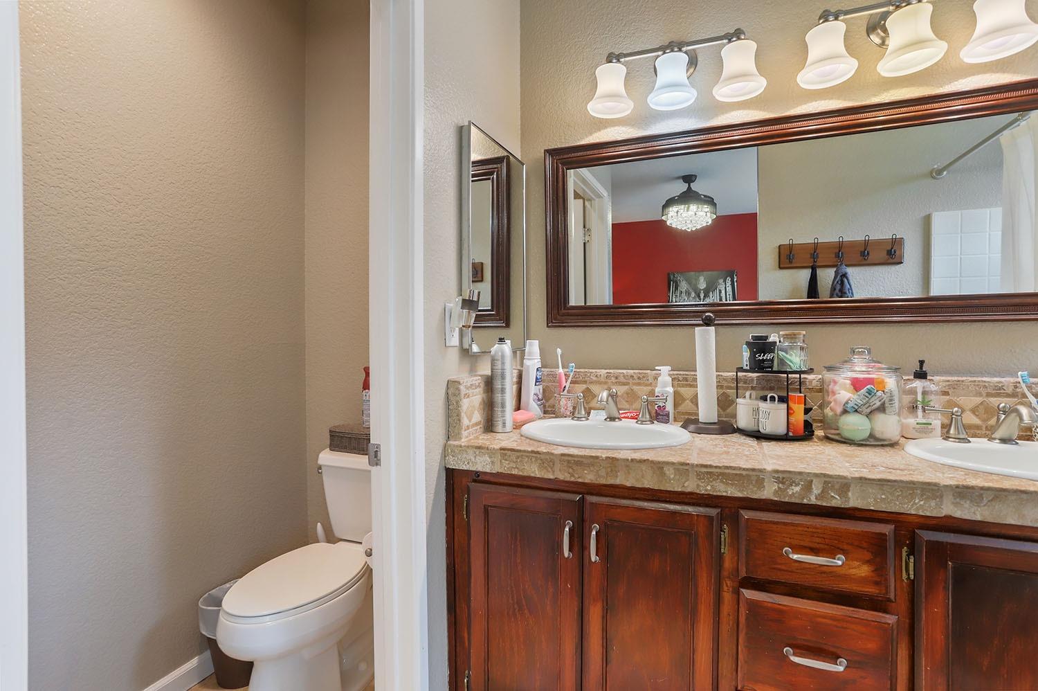 Detail Gallery Image 23 of 27 For 5547 Thornhill Ct, Stockton,  CA 95219 - 3 Beds | 2 Baths