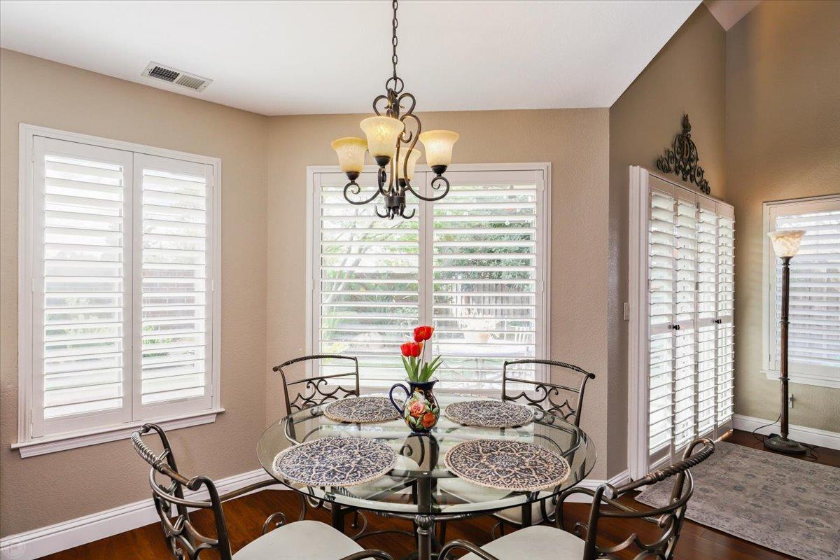 Detail Gallery Image 17 of 79 For 924 Quinta Ct, Woodbridge,  CA 95258 - 3 Beds | 2/1 Baths