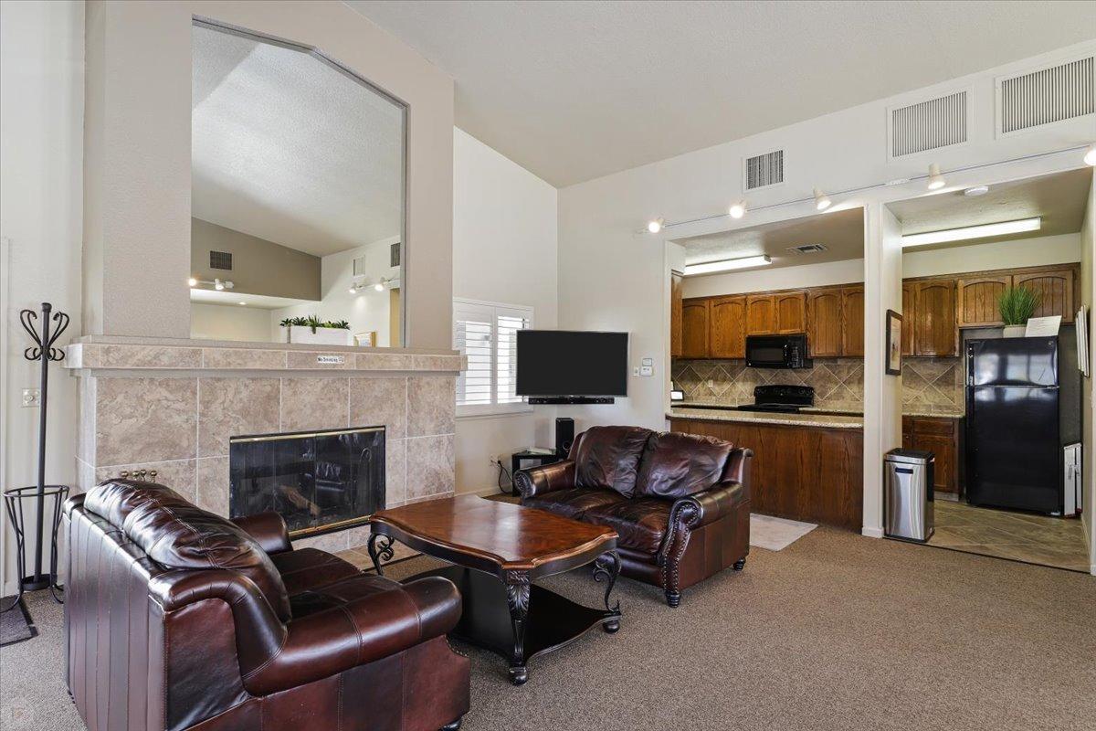 Detail Gallery Image 57 of 79 For 924 Quinta Ct, Woodbridge,  CA 95258 - 3 Beds | 2/1 Baths