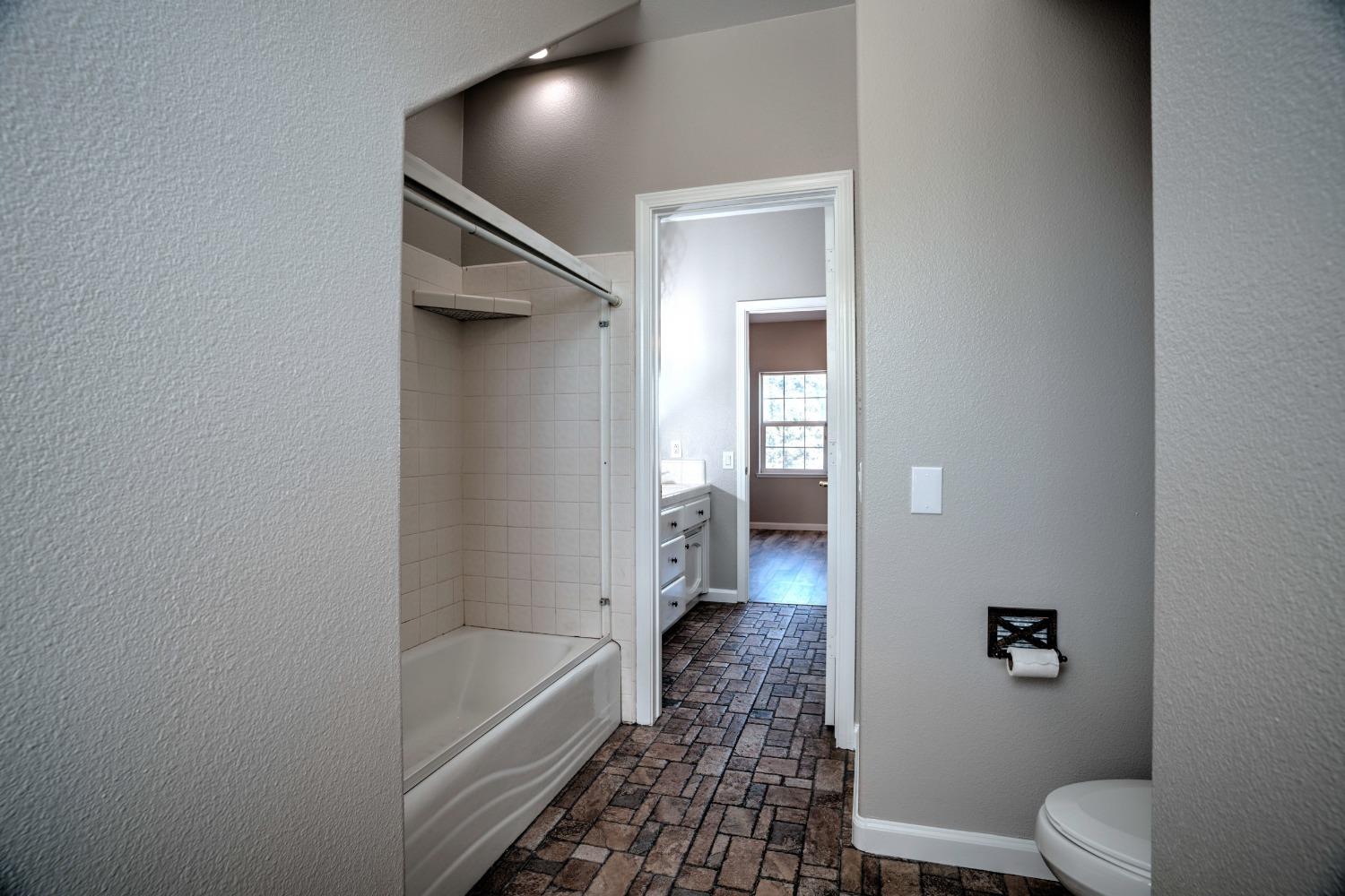 Detail Gallery Image 64 of 98 For 5362 Mendes Ct, Atwater,  CA 95301 - 3 Beds | 2/1 Baths