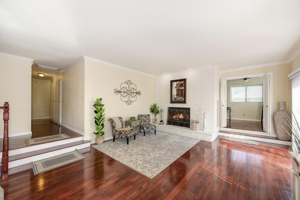 Detail Gallery Image 11 of 56 For 14921 Lago Dr, Rancho Murieta,  CA 95683 - 3 Beds | 2 Baths
