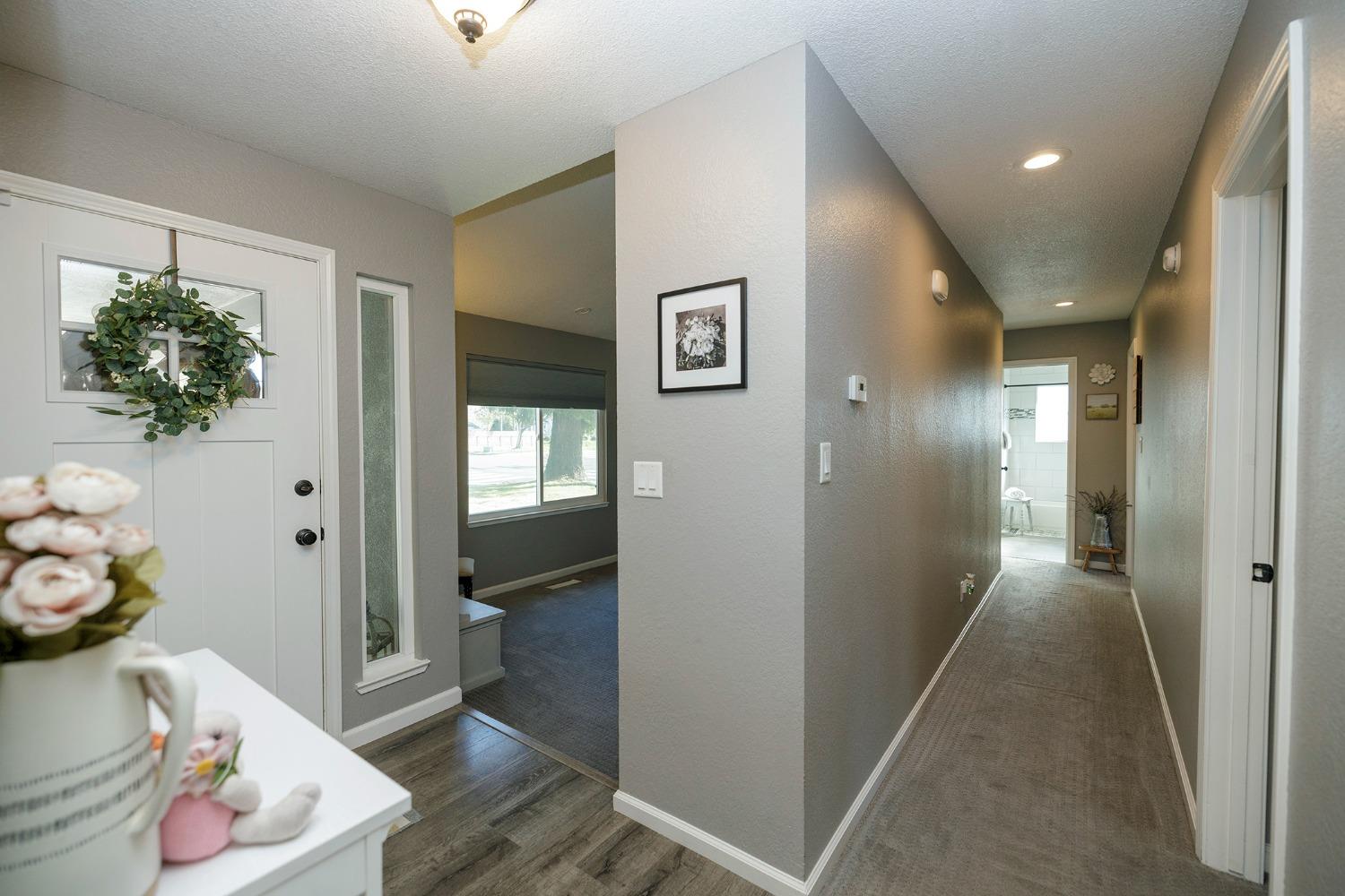 Detail Gallery Image 13 of 63 For 2360 E Hawkeye Ave, Turlock,  CA 95380 - 3 Beds | 2 Baths