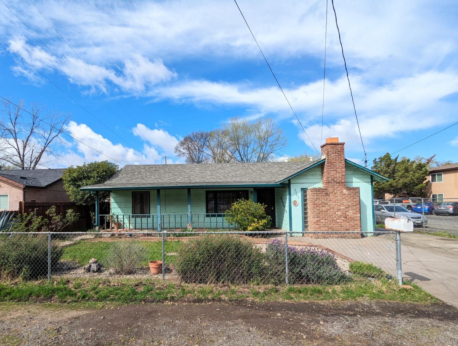 Photo of 2303 Floral Ave in Chico, CA