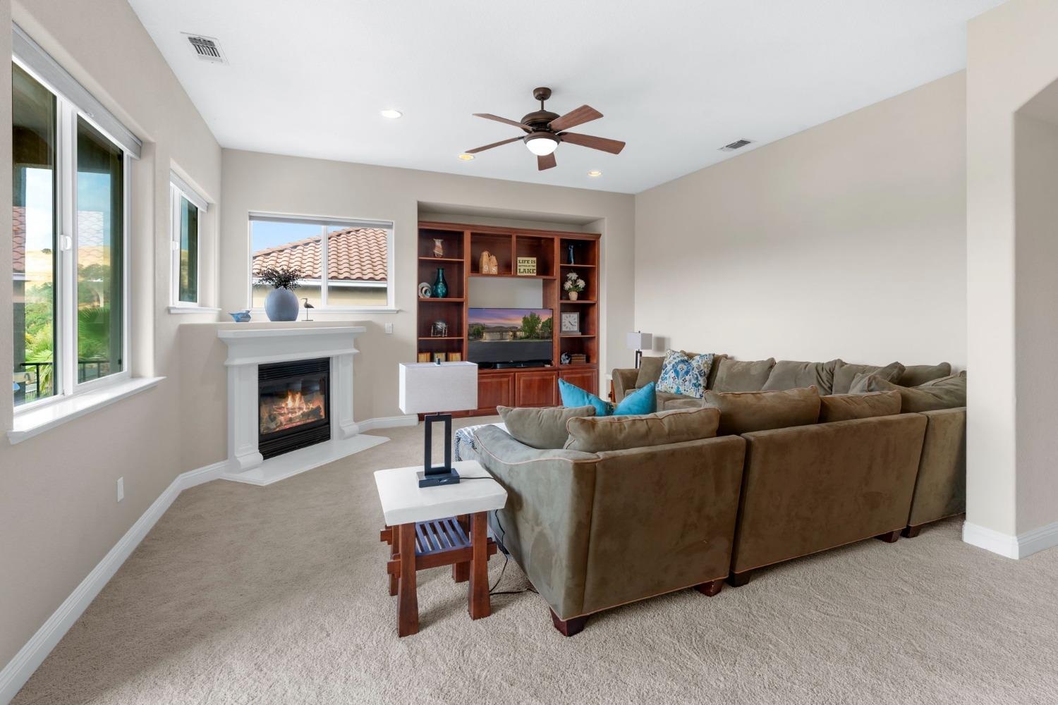 Detail Gallery Image 12 of 98 For 142 Athena Dr #27,  Copperopolis,  CA 95228 - 3 Beds | 2/1 Baths