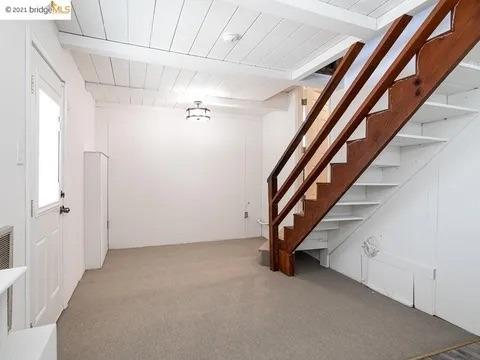 Detail Gallery Image 11 of 26 For 9850 Elmar Ave, Oakland,  CA 94602 - 2 Beds | 1 Baths