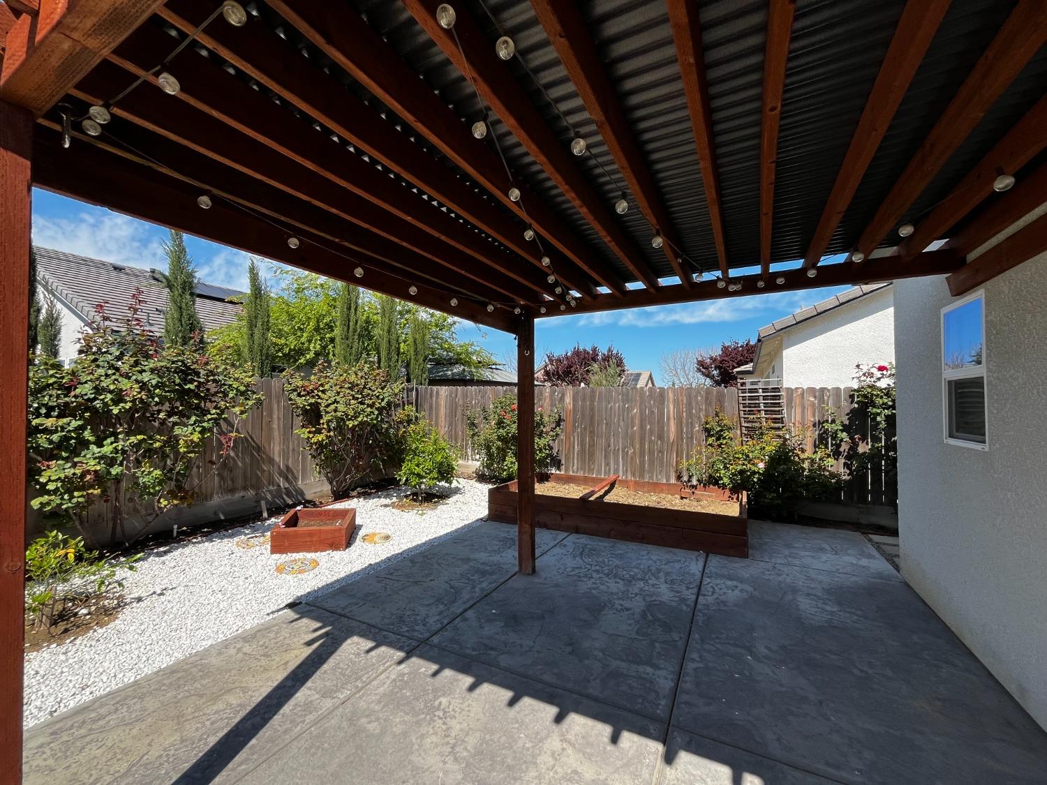 Detail Gallery Image 35 of 45 For 531 Canterbury Ct, Los Banos,  CA 93635 - 3 Beds | 2 Baths