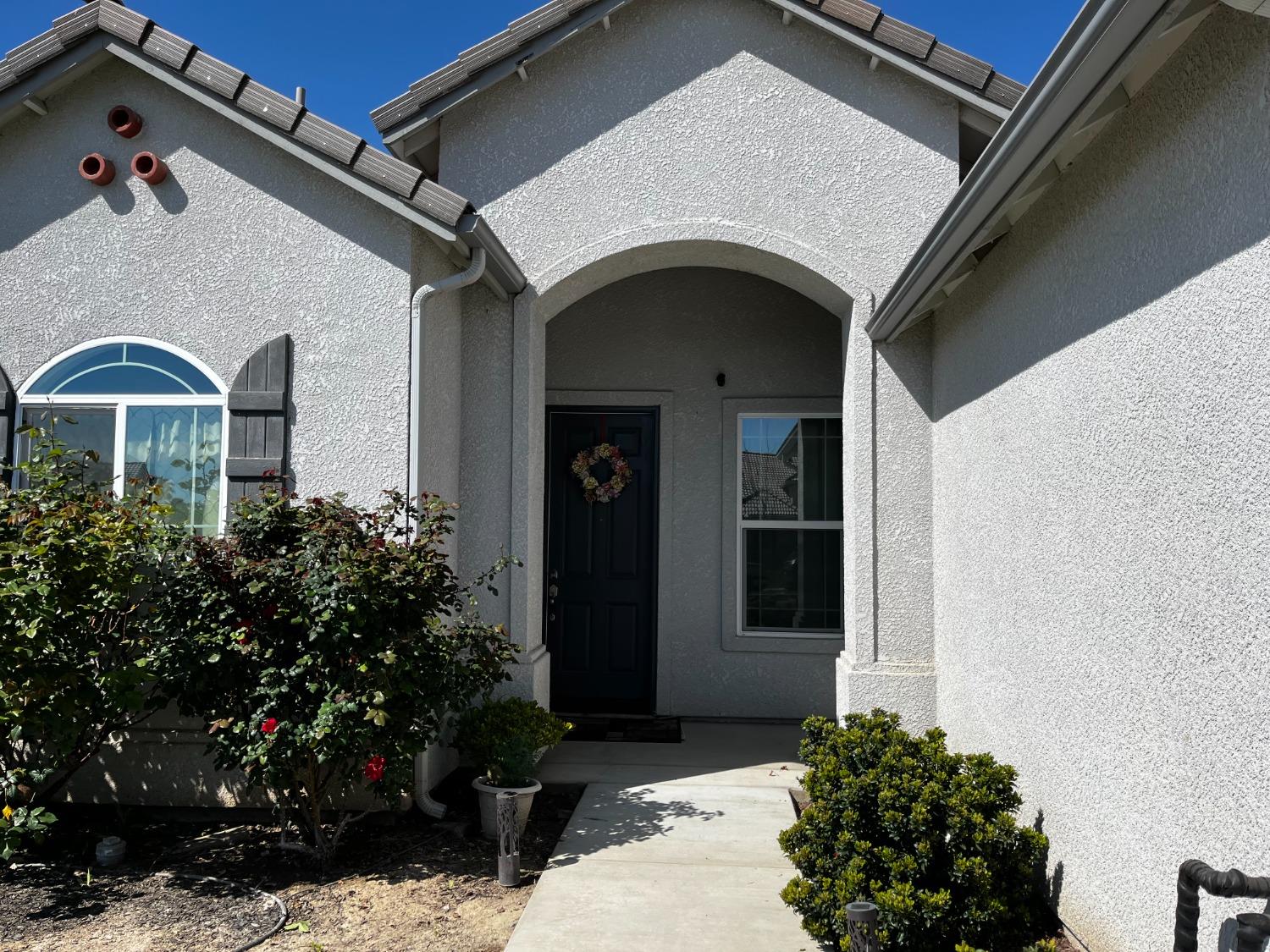 Detail Gallery Image 2 of 45 For 531 Canterbury Ct, Los Banos,  CA 93635 - 3 Beds | 2 Baths