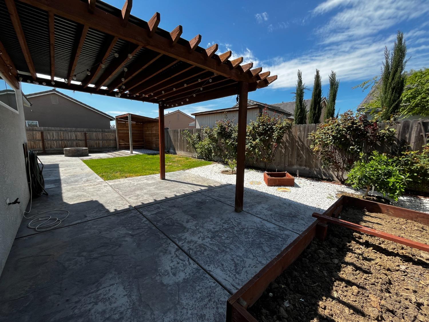 Detail Gallery Image 39 of 45 For 531 Canterbury Ct, Los Banos,  CA 93635 - 3 Beds | 2 Baths