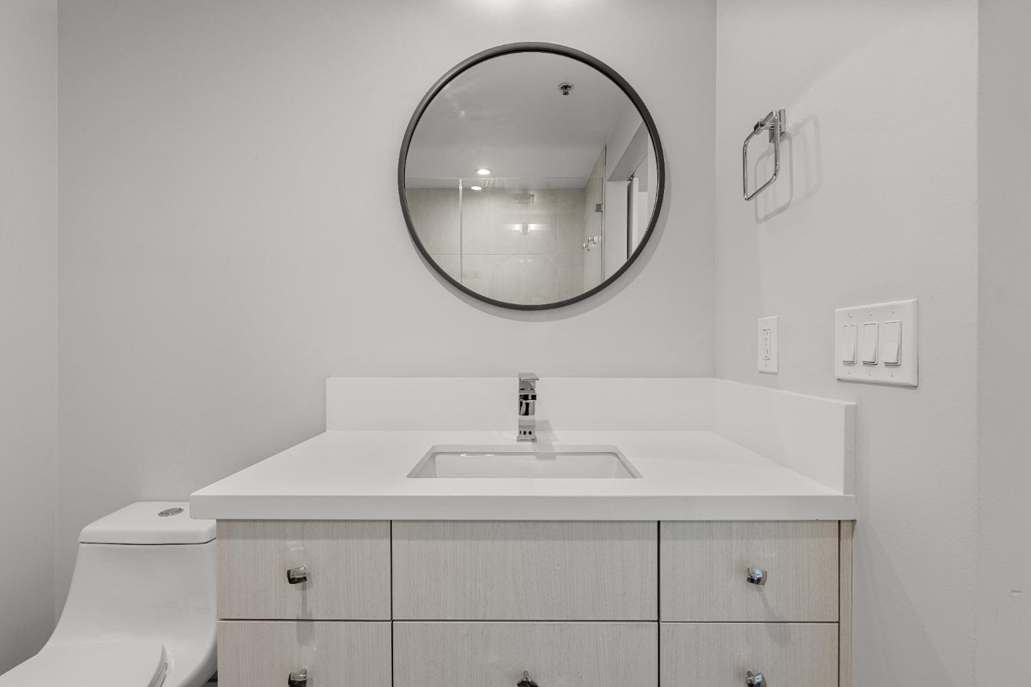 Detail Gallery Image 36 of 39 For 1818 L St #807,  Sacramento,  CA 95811 - 1 Beds | 2 Baths