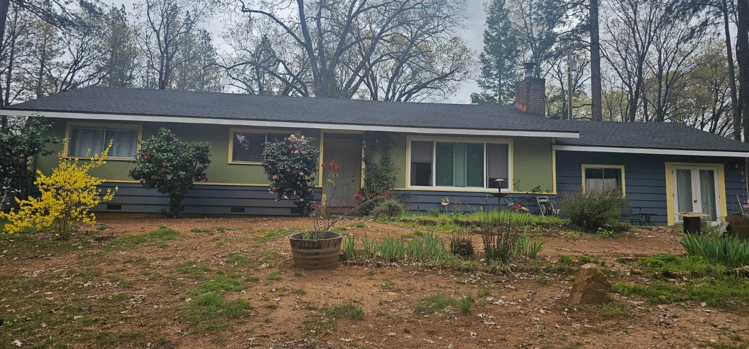 Photo of 13982 W Rue Bechelle Ct in Grass Valley, CA