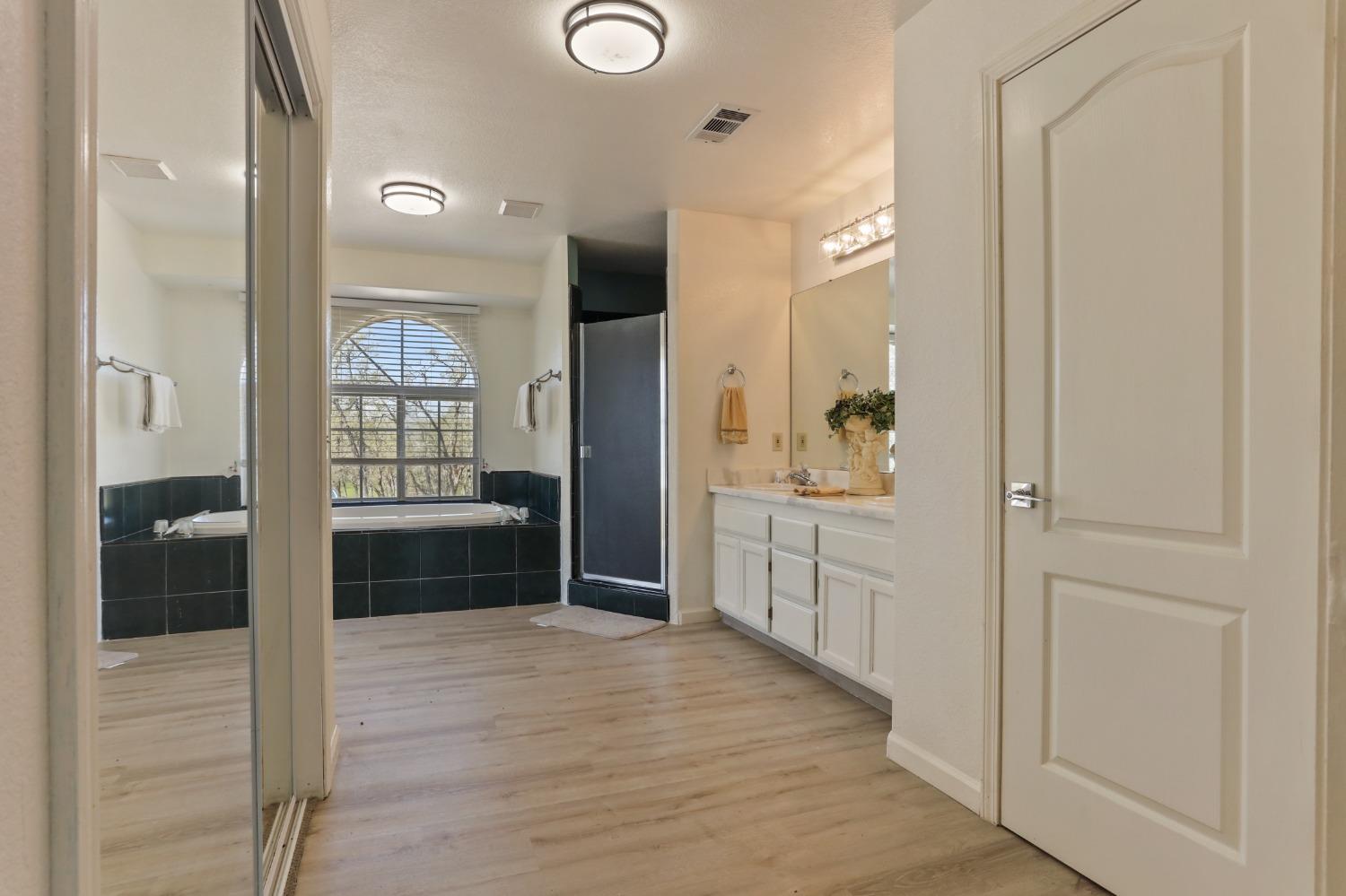 Detail Gallery Image 27 of 65 For 4896 Chuckwagon Dr, Copperopolis,  CA 95228 - 6 Beds | 5/1 Baths