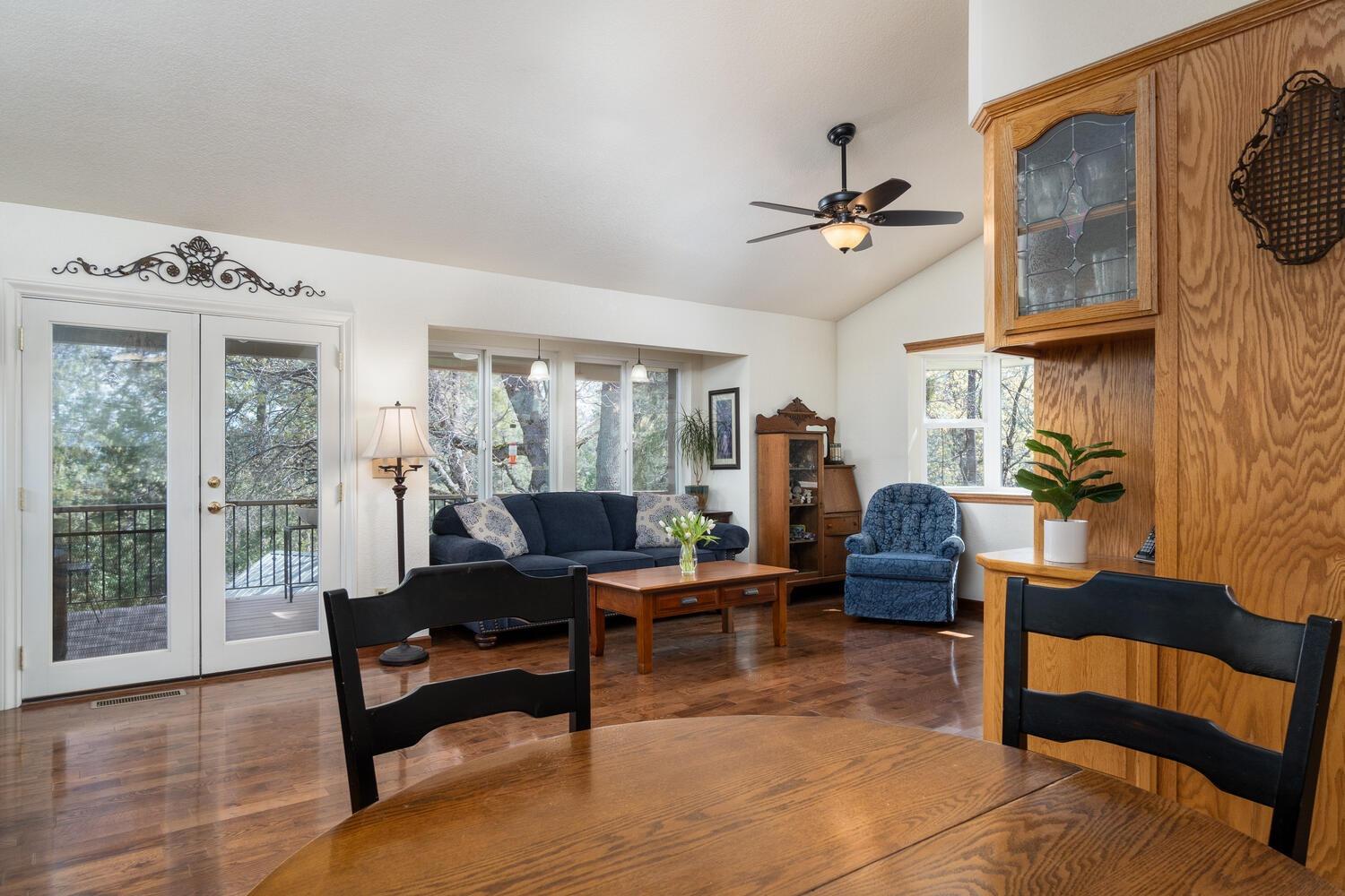 Detail Gallery Image 10 of 63 For 14955 Ponderosa Way, Pine Grove,  CA 95665 - 3 Beds | 2 Baths