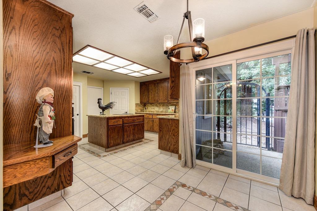 Detail Gallery Image 15 of 49 For 6751 Terreno Dr, Rancho Murieta,  CA 95683 - 2 Beds | 2 Baths