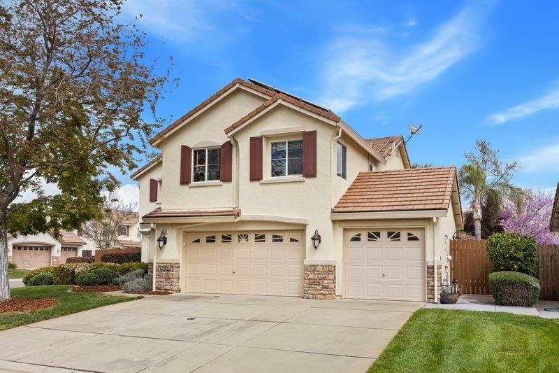 Detail Gallery Image 1 of 46 For 4554 Rosecliff Cir, Mather,  CA 95655 - 4 Beds | 2/1 Baths