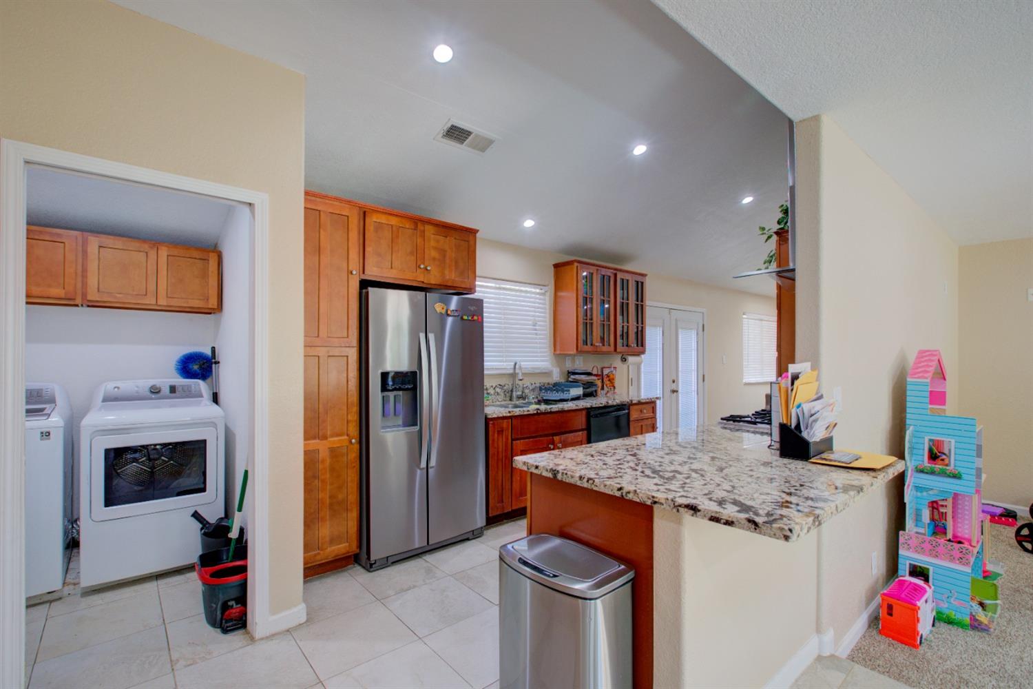 Detail Gallery Image 20 of 56 For 2907 Sunnyfield Dr, Merced,  CA 95340 - 4 Beds | 2 Baths