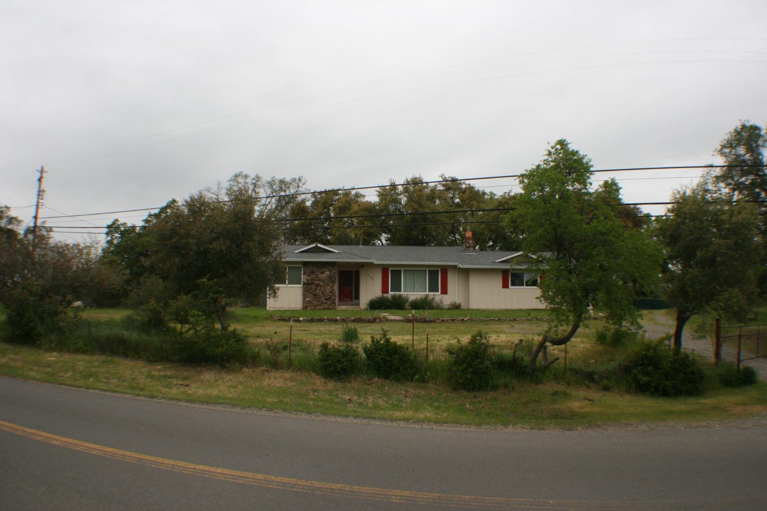 Photo of 11592 Peoria Rd in Browns Valley, CA