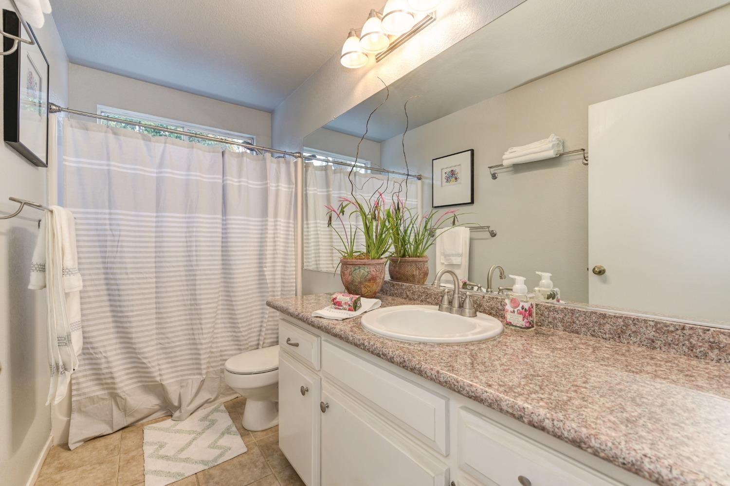 Detail Gallery Image 21 of 33 For 2815 Concord Ave, Davis,  CA 95618 - 3 Beds | 2 Baths