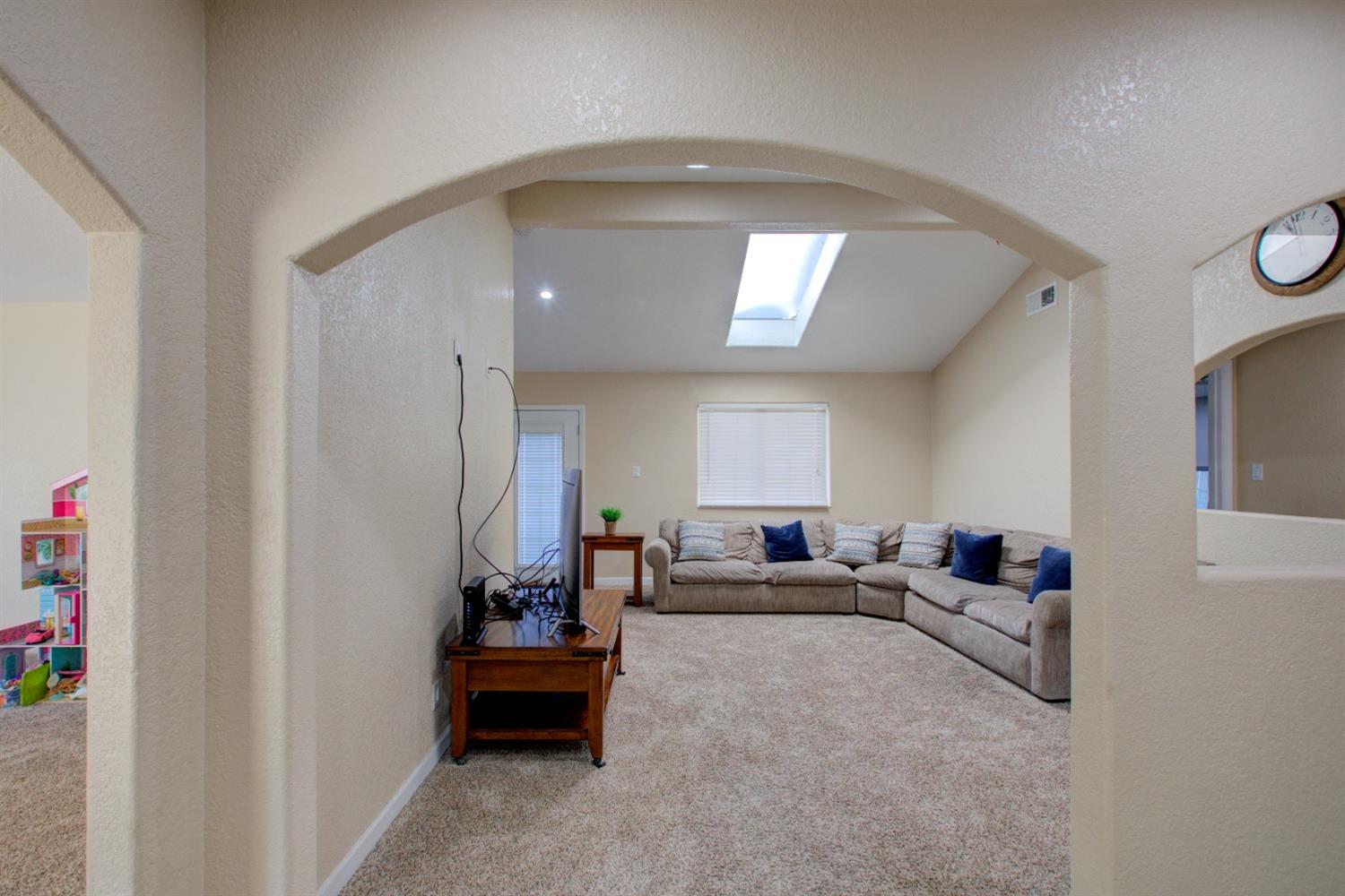 Detail Gallery Image 13 of 56 For 2907 Sunnyfield Dr, Merced,  CA 95340 - 4 Beds | 2 Baths