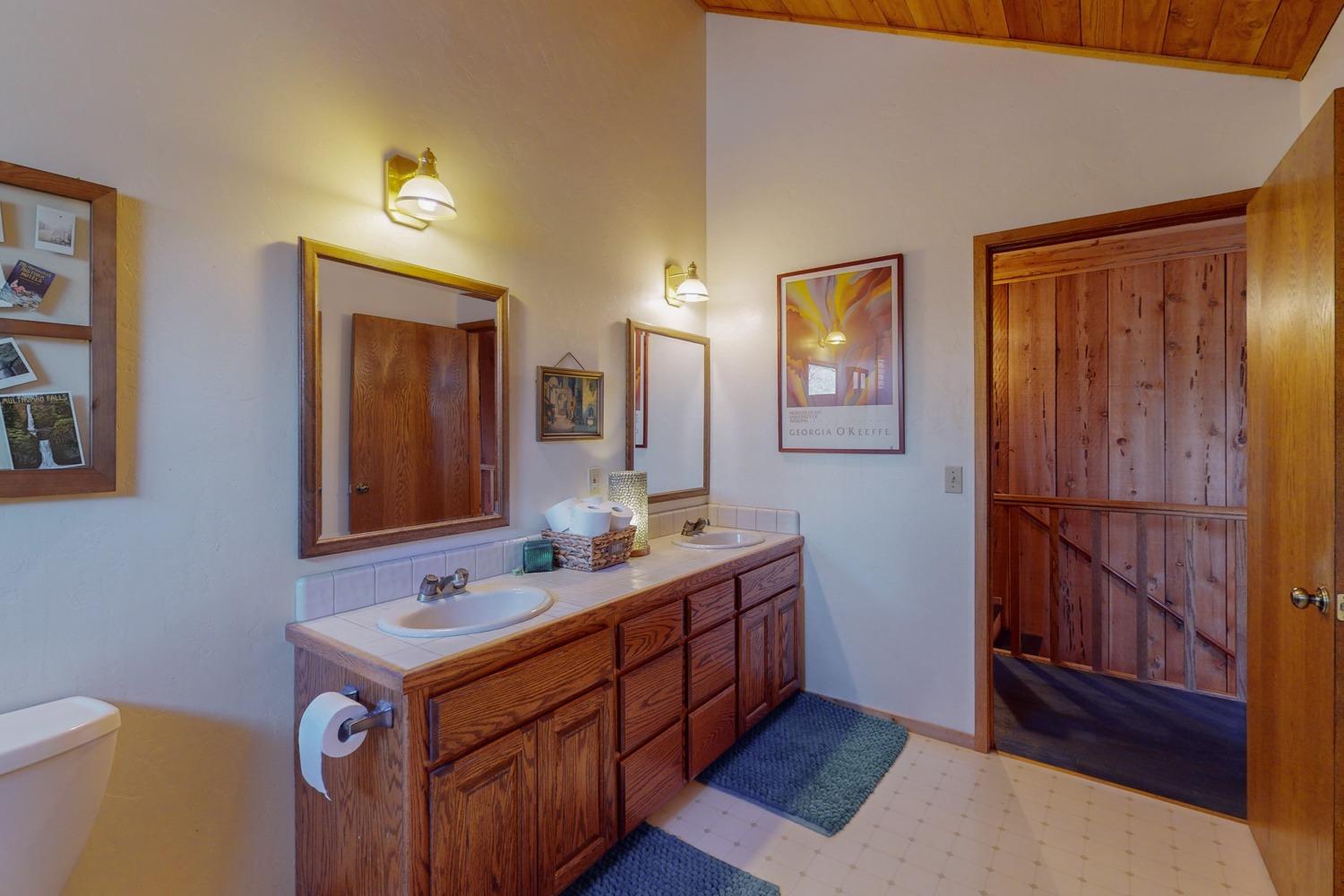 Detail Gallery Image 31 of 86 For 130 Mountain Oak Rd, Oroville,  CA 95966 - 3 Beds | 2/1 Baths