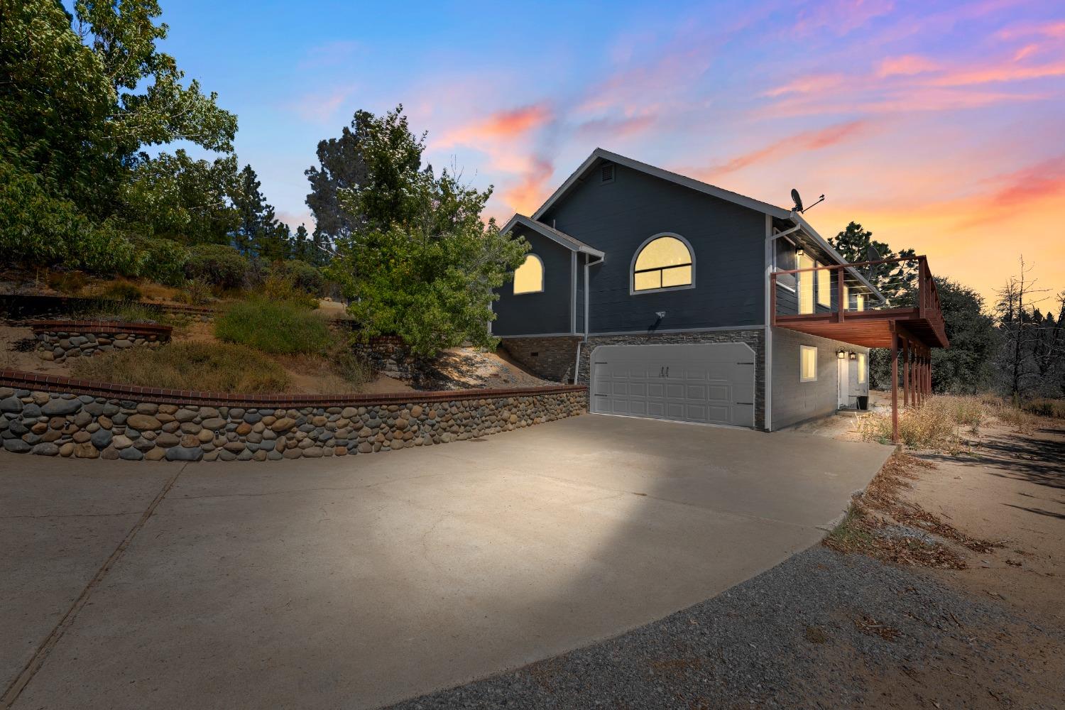 Detail Gallery Image 1 of 42 For 8170 Grizzly Flat Rd, Somerset,  CA 95684 - 3 Beds | 2 Baths