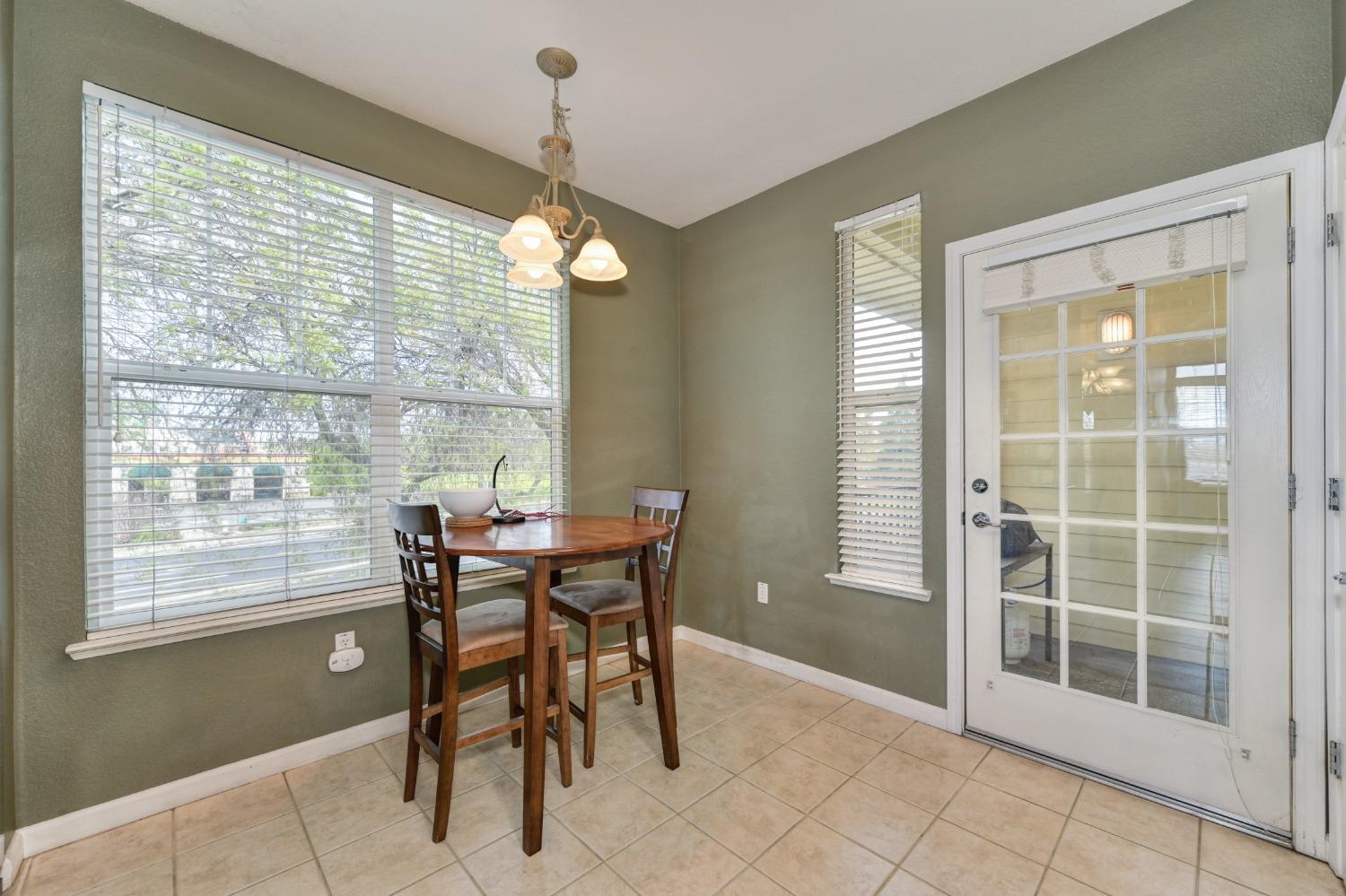 Detail Gallery Image 34 of 46 For 9516 Coney Island Cir #4,  Elk Grove,  CA 95758 - 2 Beds | 2 Baths