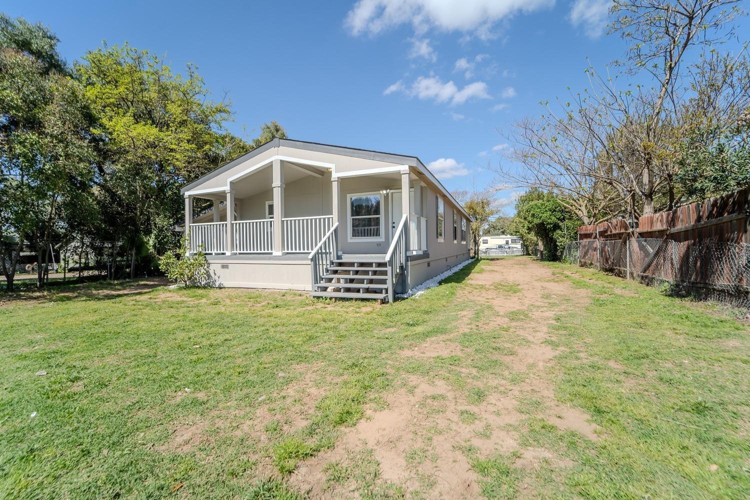 Detail Gallery Image 32 of 51 For 1668 5th Ave, Olivehurst,  CA 95961 - 2 Beds | 2 Baths