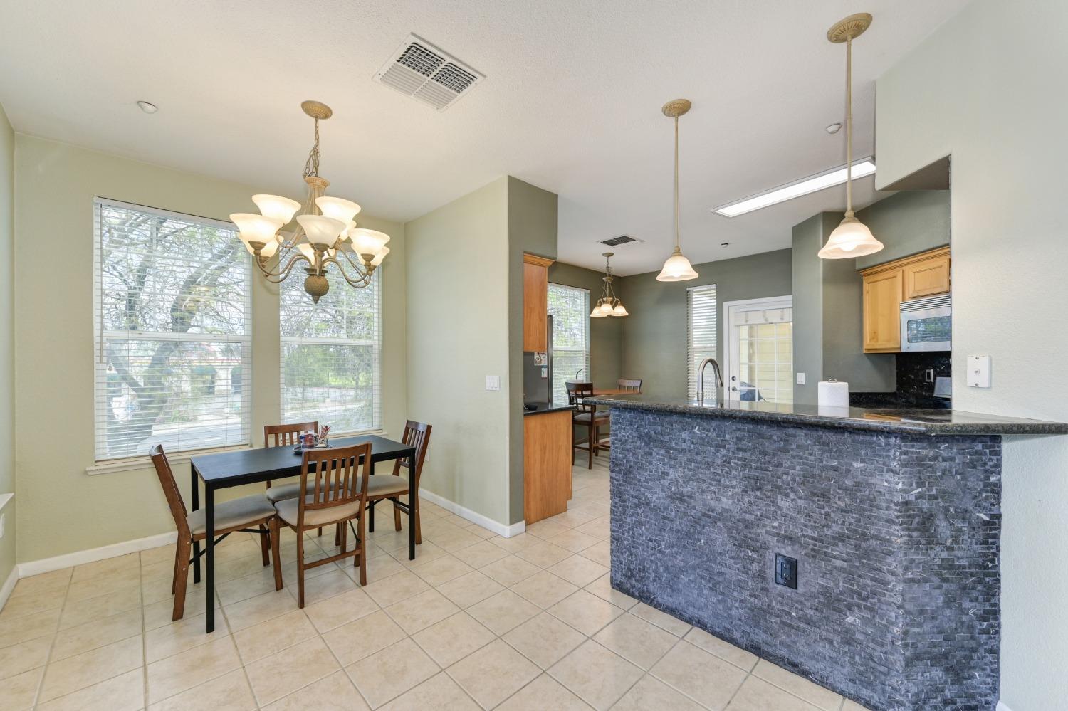 Detail Gallery Image 25 of 46 For 9516 Coney Island Cir #4,  Elk Grove,  CA 95758 - 2 Beds | 2 Baths