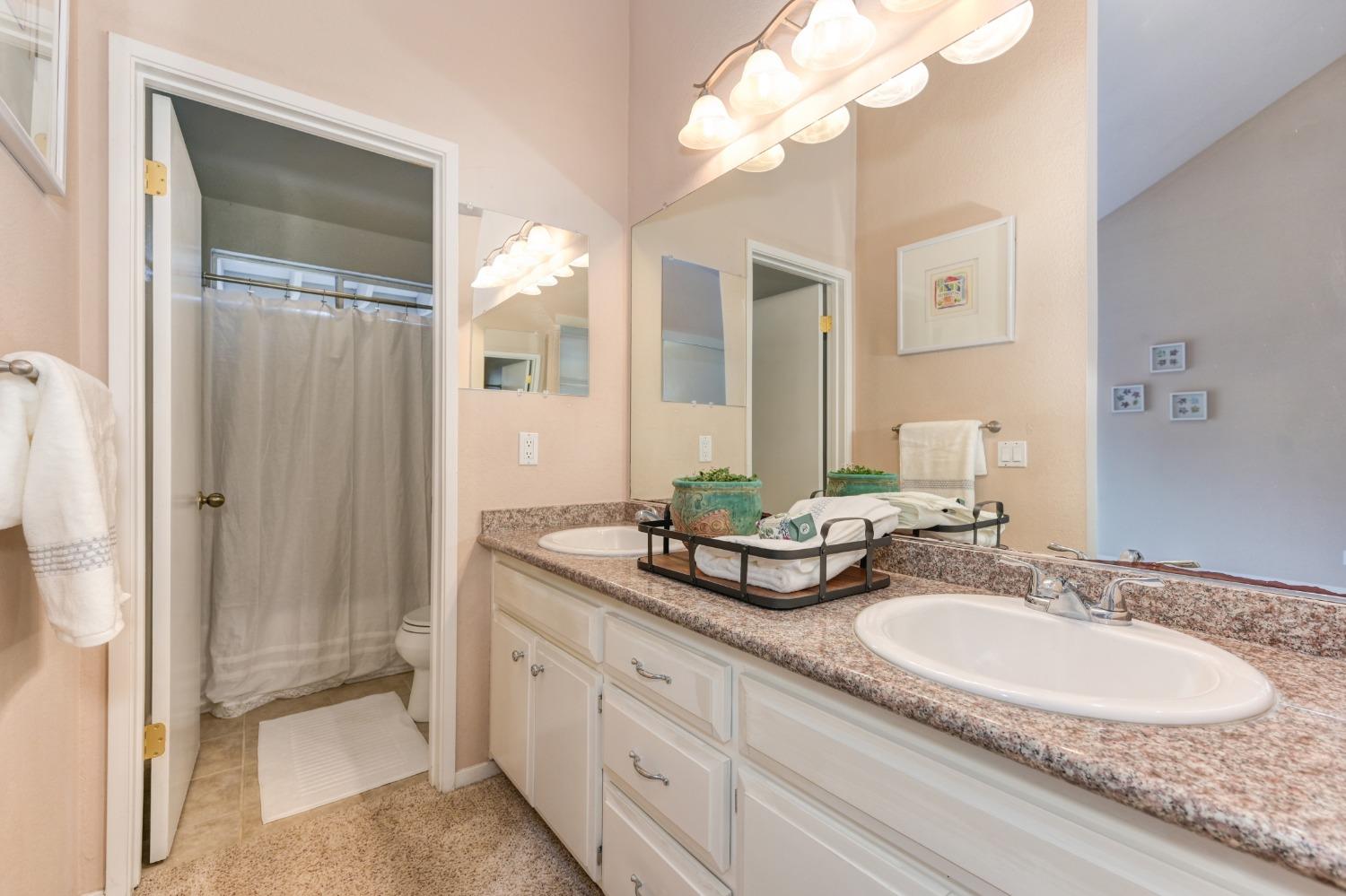 Detail Gallery Image 25 of 33 For 2815 Concord Ave, Davis,  CA 95618 - 3 Beds | 2 Baths