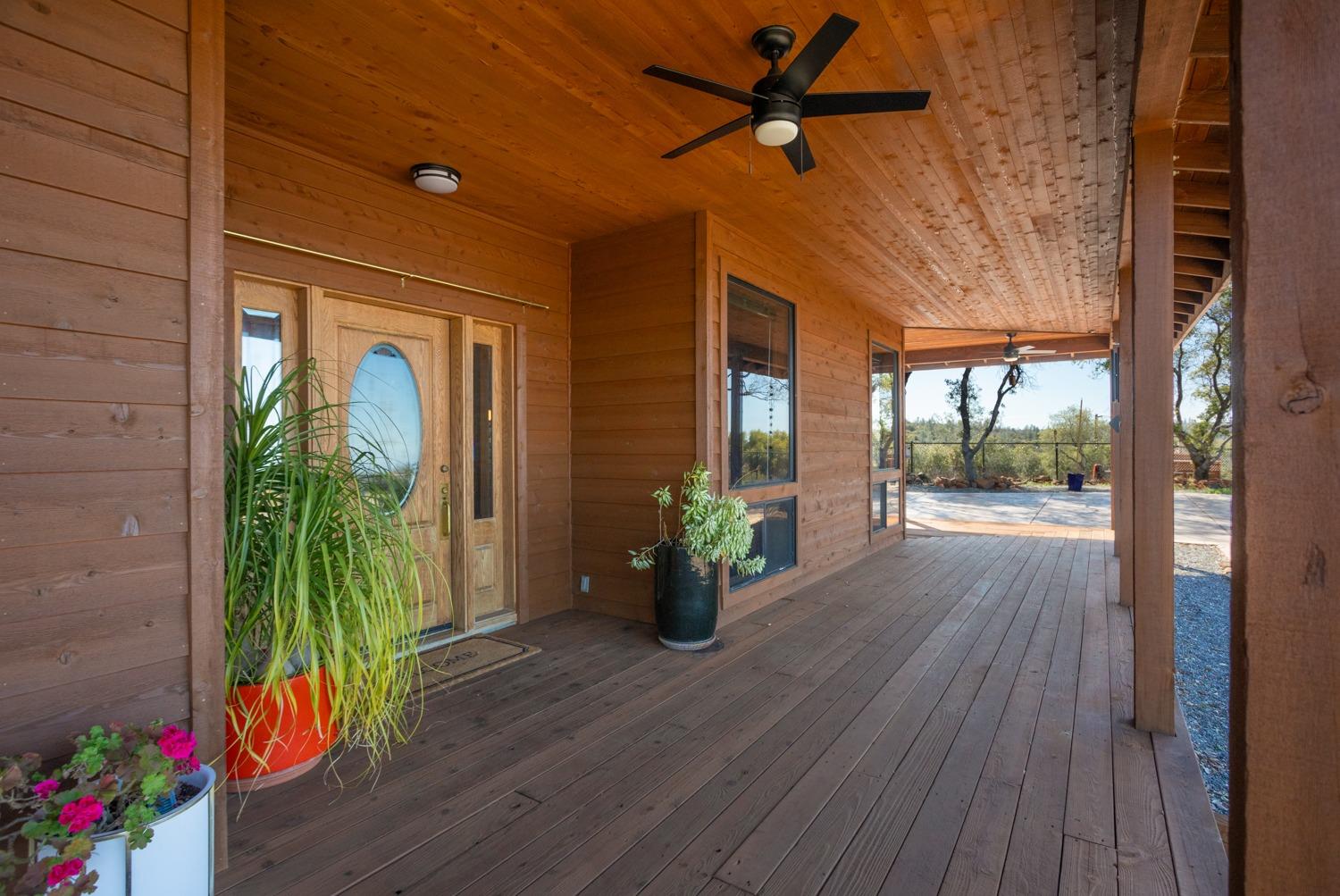 Detail Gallery Image 5 of 86 For 130 Mountain Oak Rd, Oroville,  CA 95966 - 3 Beds | 2/1 Baths