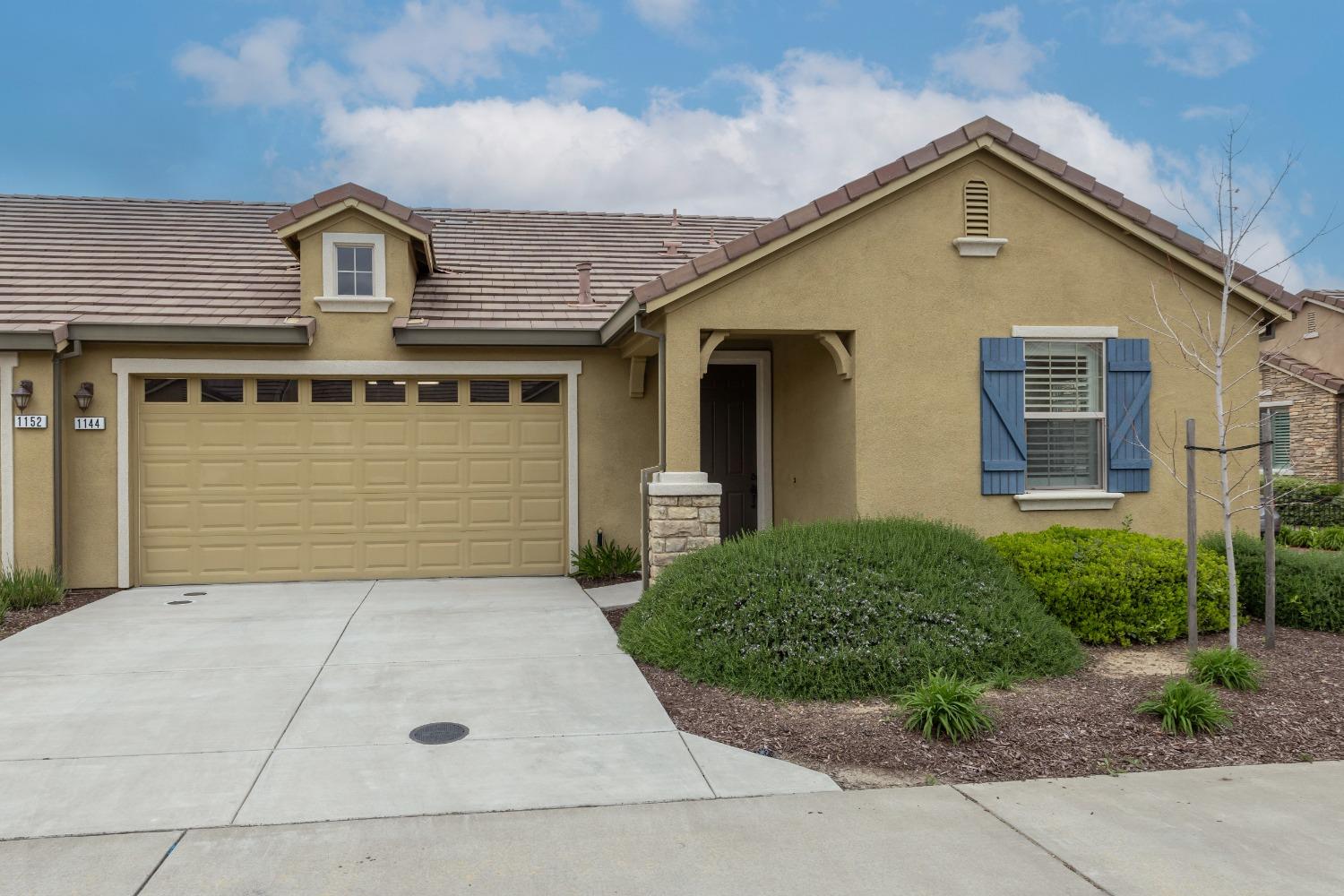 Detail Gallery Image 1 of 1 For 1144 Volonne Dr, Roseville,  CA 95747 - 2 Beds | 2 Baths